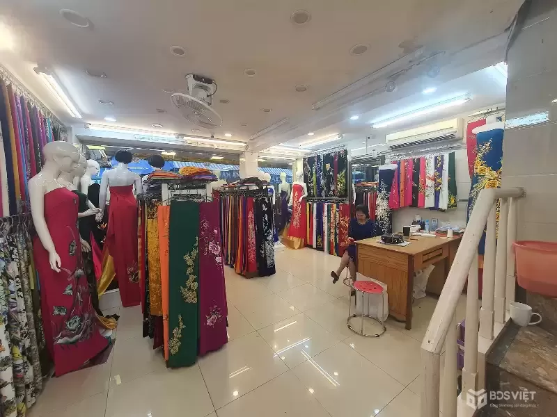 BÁN NHÀ MP TRUNG TÂM QUẬN HAI BÀ TRƯNG-DT 90M - MẶT TIỀN GẦN 9M KHU VỰC KINH DOANH SẦM UẤT 