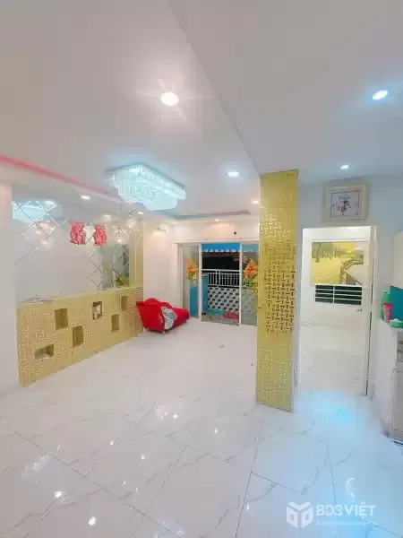 Bán chung cư Nguyễn Chí Thanh - 62m2, 2PN - thang máy, view đẹp - đã có sổ hồng - hơn 3 tỷ
