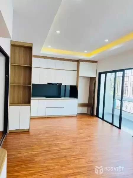 ĐẦU TƯ GIỮ TIỀN – XUÂN LA – 50M² – 5 TẦNG – NGÕ Ô TÔ – 13.9 TỶ