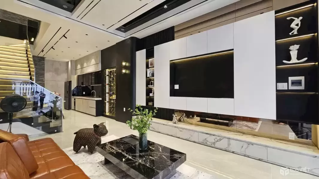 BÁN NHÀ PHỐ GÓC 2 MẶT TIỀN THOÁNG MÁT – HẺM 1422 HUỲNH TẤN PHÁT, QUẬN 7 ,