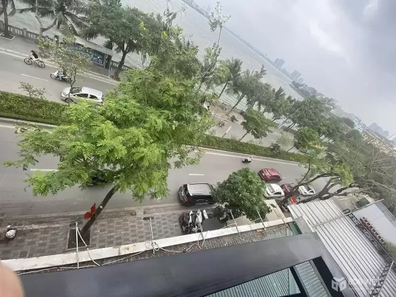 Siêu phẩm Lạc Long Quân Tây Hồ 336m2 MT13.2m giá 225tỷ view trực diện Hồ Tây 1 mặt phố 1 mặt ngõ