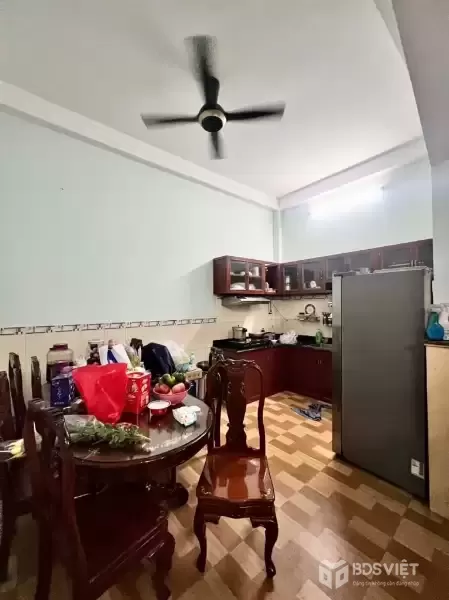 Bán nhà 4 tầng - 50m2 (5x10) - Hẻm xe hơi 5m - gần chợ Bà Hom - Nguyễn Triệu Luật - chỉ hơn 4 tỷ