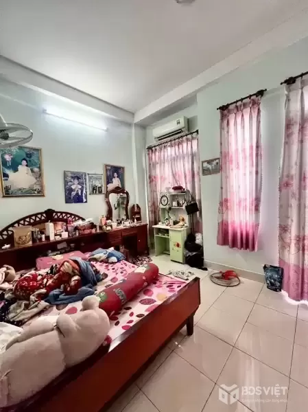 Bán nhà 4 tầng - 50m2 (5x10) - Hẻm xe hơi 5m - gần chợ Bà Hom - Nguyễn Triệu Luật - chỉ hơn 4 tỷ