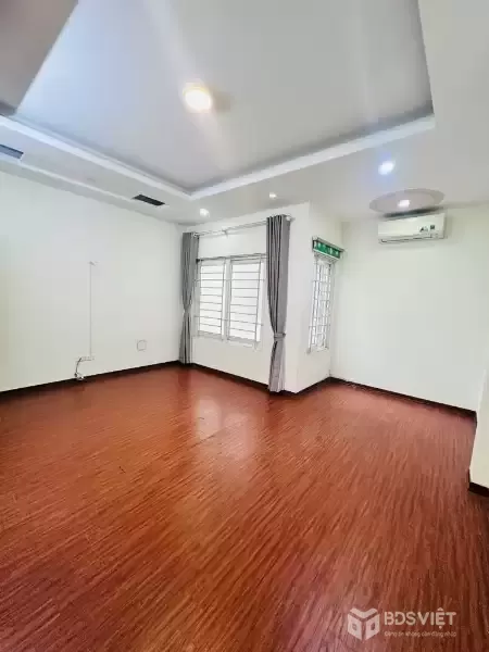 TRẦN BÌNH-CẦU GIẤY-LÔ GÓC,NGÕ NÔNG RỘNG-GẦN Ô TÔ-DT 35M-7,5 TỶ