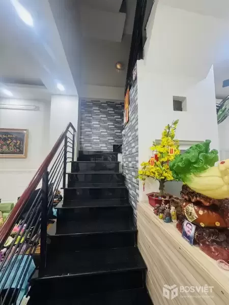 Bán nhà 3 tầng, 42m2 (4x11), Ngay vòng xoay An Lạc, gần Aeon Tên Lửa, giảm sâu còn hơn 3 tỷ