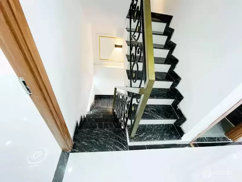 Bán Nhà Mới 3 Tầng, Hoàn Công Đủ, 43m², 6.9 Tỷ, Nguyễn Văn Quỳ, Quận 7  Phường Phú Thuận