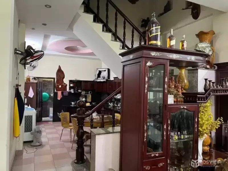 Nhà Mặt Tiền Đường Lê Trung Nghĩa Phường 12 Tân Bình Cũ.