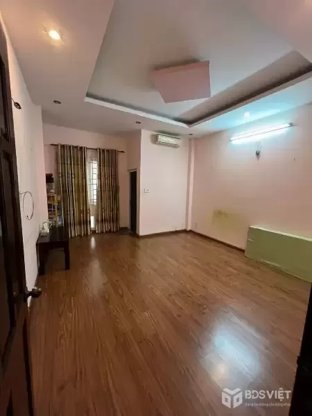 Nhà Mặt Tiền Đường Lê Trung Nghĩa Phường 12 Tân Bình Cũ.