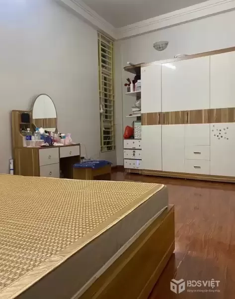 BÁN NHÀ VÕ CHÍ CÔNG, NHÀ ĐẸP Ở NGAY, NGÕ THÔNG, THẲNG, Ô TÔ GẦN – 5T x 35M2, 6.77 TỶ