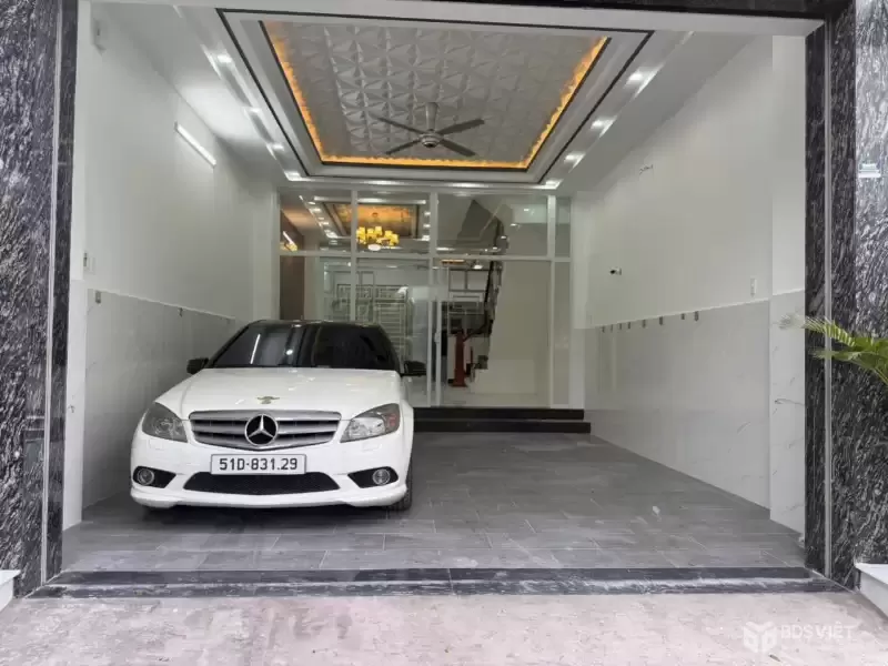 Bán nhà đẹp 4 tầng ,gần huỳnh tấn phát quận 7 nhà bè ,đường oto 8m