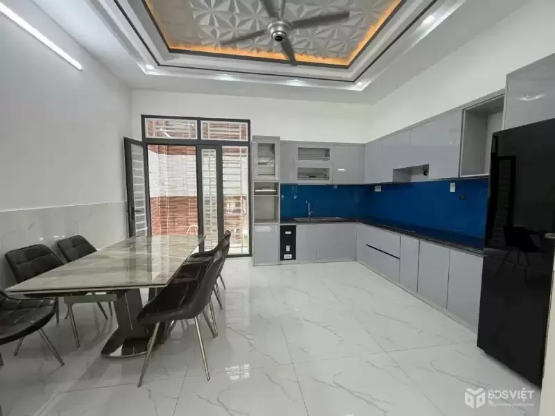 Bán nhà đẹp 4 tầng ,gần huỳnh tấn phát quận 7 nhà bè ,đường oto 8m