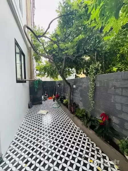HOÀNG HOA THÁM-DT 54M-GIÁ CHỈ 8,6 TỶ-GẦN Ô TÔ-2 THOÁNG-SÂN VƯỜN ĐẸP-FULL NỘI THẤT