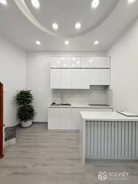 Bán nhà SIÊU MỚI Hai Bà Trưng 25M x 5T. MT thoáng. Full nội thất, siêu gần phố