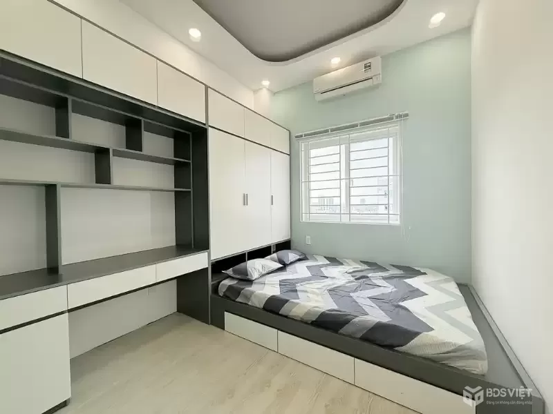 Bán căn hộ cao cấp, 60m2 2PN 2WC, CC Phú Thọ Lữ Gia - ban công 2 mặt thoáng chỉ hơn 3 tỷ.