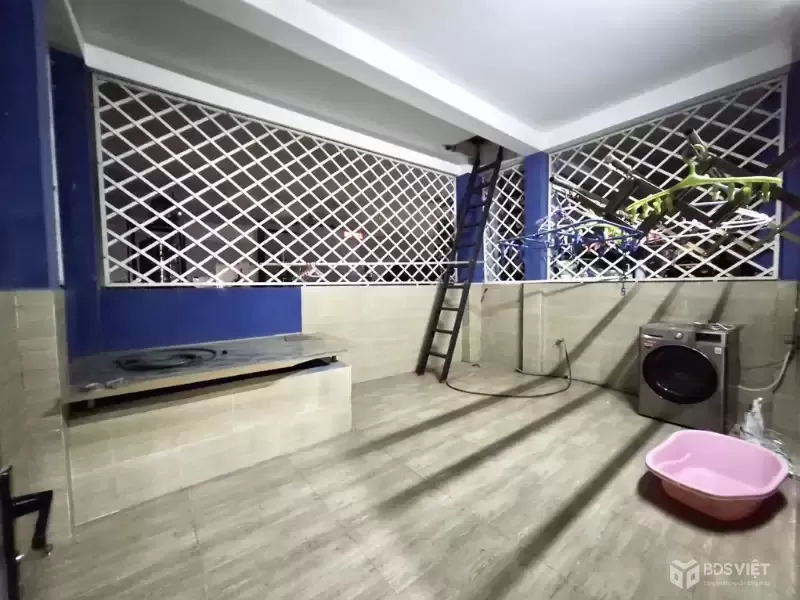 Bán nhà đẹp 5 tầng, 64m2 (5x14), Hẻm xe hơi, ngay Hương Lộ 80, gần Lê Văn Quới, hơn 4 tỷ