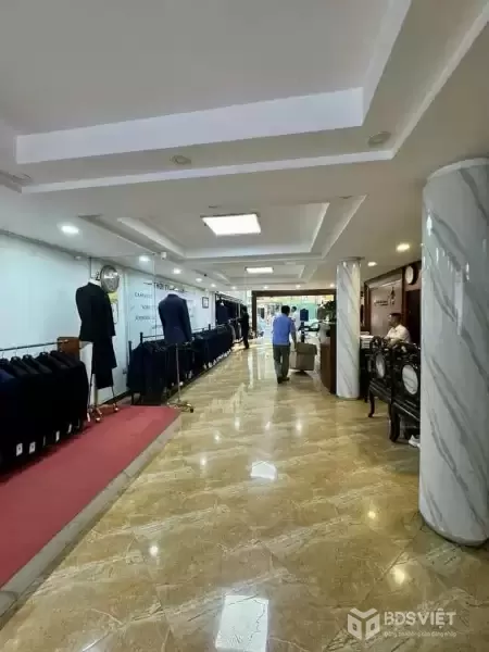 MP vip Lò Đúc nhà 6 tầng thang máy 120m2 MT 6.7m sổ vuông vỉa hè rộng 95 tỷ