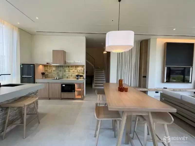 L'aurora Phu Yen Dự án nghỉ dưỡng 5* đầu tiên ở Phú Yên sở hữu vị trí đắc địa 4 mặt tiền đường sát biển.