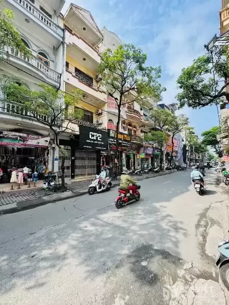 LOA LOA BÁN GẤP NHÀ LÊ HÔNG PHONG HÀ ĐÔN MẶT PHỐ - KINH DOANH - VỈA HÈ - 2 THOÁNG VĨNH VIỄN - TRUNG TÂM THƯƠNG MẠI CHỢ HÀ ĐÔNG 30M - SỔ VUÔNG A4.