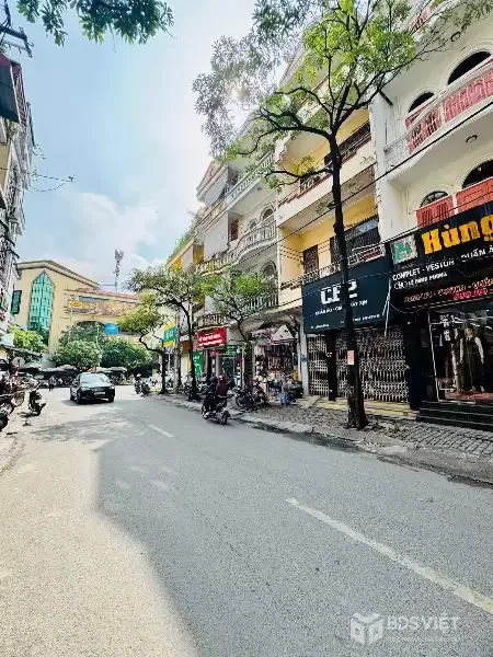 LOA LOA BÁN GẤP NHÀ LÊ HÔNG PHONG HÀ ĐÔN MẶT PHỐ - KINH DOANH - VỈA HÈ - 2 THOÁNG VĨNH VIỄN - TRUNG TÂM THƯƠNG MẠI CHỢ HÀ ĐÔNG 30M - SỔ VUÔNG A4.