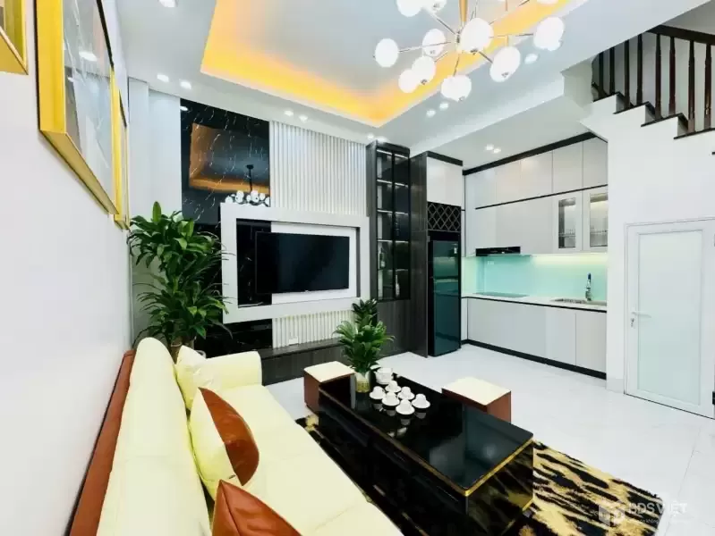 THỤY KHUÊ-DT 30M x MT 5M NHÀ MỚI CHỈ 8,6 TỶ 20M RA PHỐ,MẶT NGÕ Ô TÔ KINH DOANH