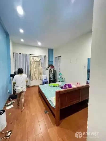 bán nhà hẻm to huỳnh tấn phát nhà bè giá 4 ty8