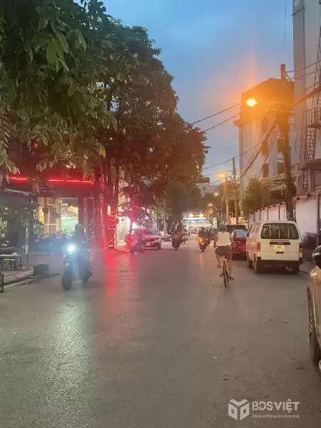 SIÊU PHẨM MẶT PHỐ, LÔ GÓC, THANG MÁY, KD ĐỈNH, 7 TẦNG MỚI ĐẸP, TRUNG TÂM CẦU GIẤY – 25 TỶ