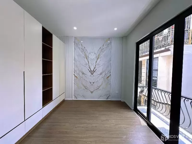 VIP - Phân lô phố Vương Thừa Vũ - nhà đẹp - thang máy - oto đỗ, 48m2 giá chỉ 16,5T