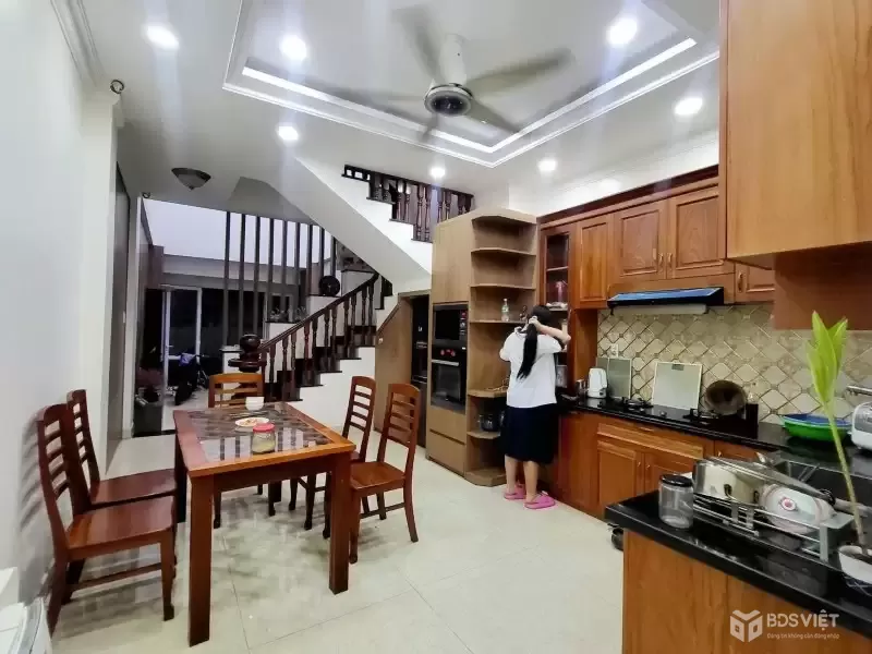 BÁN NHÀ 5 TẦNG NGAY GIGAMALL - HẺM NHỰA 8M - HIỆP BÌNH CHÁNH - THỦ ĐỨC - 56M2 - CHỈ 9.2 TỶ.
