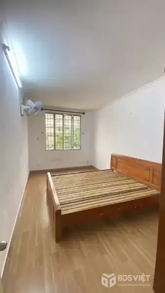Bán chung cư Nguyễn Kiệm, 86m2, Gần CV Gia Định, Thang máy, Sổ hồng riêng, chỉ hơn 3 tỷ