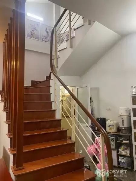 VÕ CHÍ CÔNG DT 33/40M x5 TẦNG 6,7 TỶ-NGÕ THÔNG,Ô TÔ 50M,GẦN PHỐ,GẦN HỒ TÂY
