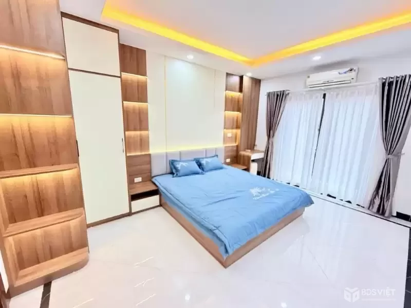 Nhà Cổ Nhuế, dân xây 5 tầng, lô góc, 7 chỗ ngủ trong nhà chỉ 6,9 tỷ