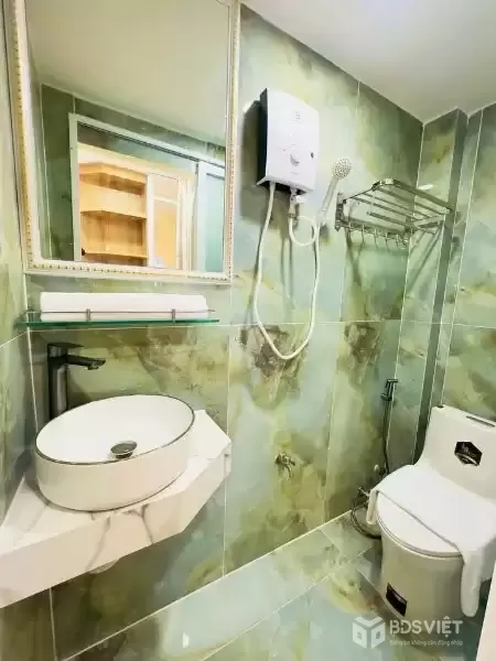 Bán nhà 3 tầng mới đẹp 46m2 sàn, Ngay Lạc Long Quân, Lý Thường Kiệt, Tân Bình, hơn 2 tỷ