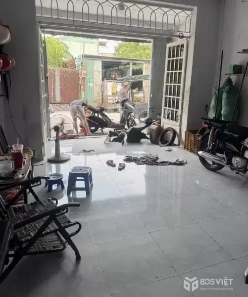 Bán nhà 2 tầng 40m2 (4x11), Hẻm xe tải Mã Lò, Gần Hương Lộ 2, Tân Kỳ Tân Quý, chỉ hơn 2 tỷ