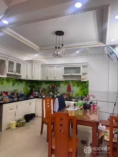 Bán nhà 5 tầng đẹp, 4x12 vuông vức, Hẻm xe tải Chiến Lược, sát Ngã Tư Bốn Xã, Chỉ hơn 6 tỷ