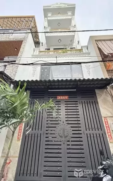 Bán nhà 5 tầng đẹp, 4x12 vuông vức, Hẻm xe tải Chiến Lược, sát Ngã Tư Bốn Xã, Chỉ hơn 6 tỷ