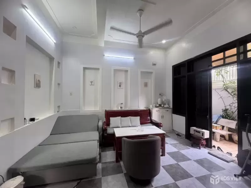 bán nhà hẻm thông Dã Tượng, Hoàng Diệu, Nha Trang, Khánh Hòa