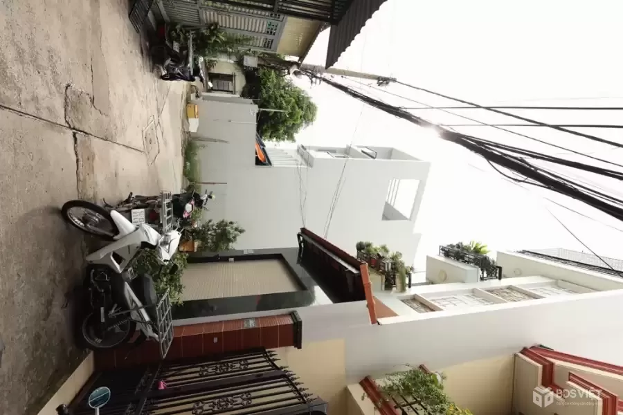 Nhà ngang 7m, đường Trường Chinh, 54m2 x 4 tầng BTCT, gần chợ Bà Quẹo