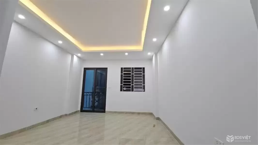 Bán nhà Kẻ Vẽ 37m2, dân xây 5 tầng, ô tô đỗ cửa, 6,8 tỷ có thương lượng