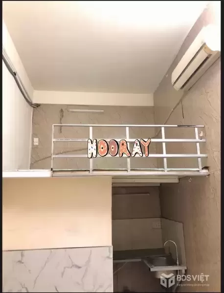Căn hộ dịch vụ 104m2 x 3 tầng Lạc Long Quân gần SVĐ Phú Thọ