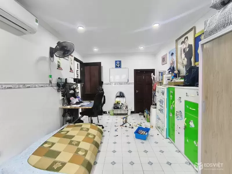 Bán chung cư Cách Mạng Tháng 8, 54m2, ngay mặt tiền Trương Chinh, Tân Bình, chỉ hơn 2 tỷ