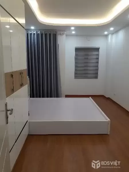 DƯƠNG QUẢNG HÀM 35M x5 TẦNG 8,8 TỶ,NGÕ BA GÁC,CÁCH Ô TÔ 20M,50M RA PHỐ,NHÀ ĐẸP