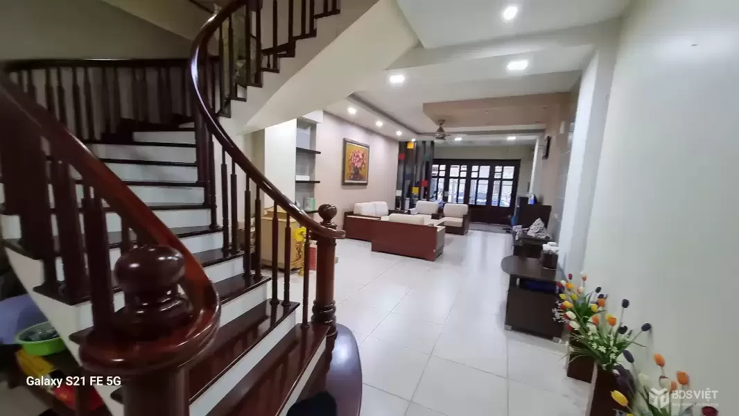 BÁN NHÀ MẶT PHỐ THANH XUÂN, GẦN NGÃ TƯ SỞ KINH DOANH SẦM UẤT, 83M2 MẶT TIỀN RỘNG CHỈ 21.X TỶ