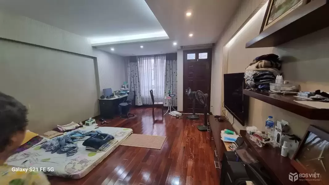 BÁN NHÀ MẶT PHỐ THANH XUÂN, GẦN NGÃ TƯ SỞ KINH DOANH SẦM UẤT, 83M2 MẶT TIỀN RỘNG CHỈ 21.X TỶ