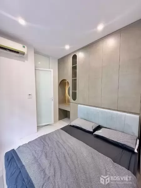 Chỉ 6 tỷ sở hữu ngay nhà gần phố Lạc Long Quân 36m², 5 tầng, dân xây