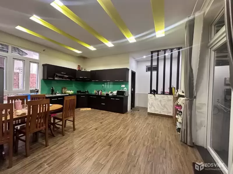 BÁN BIỆT THỰ LANGBIANG ĐÀ LẠT - 4PN, SÂN ĐẬU 3 Ô TÔ