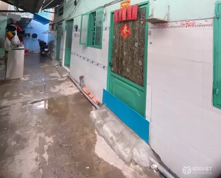 Bán nhà Chiến Lược, 2 tầng, 17m2, ngay Bình Trị Đông, gần Ngã Tư Bốn Xã, chỉ hơn 750triệu