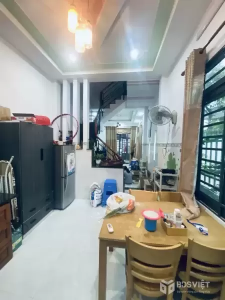 Nhà Lô 3Góc HXH Sát Chợ Bình Thành 64m² (4x16m) trệt+lầu, 2PN Giá 4,6T