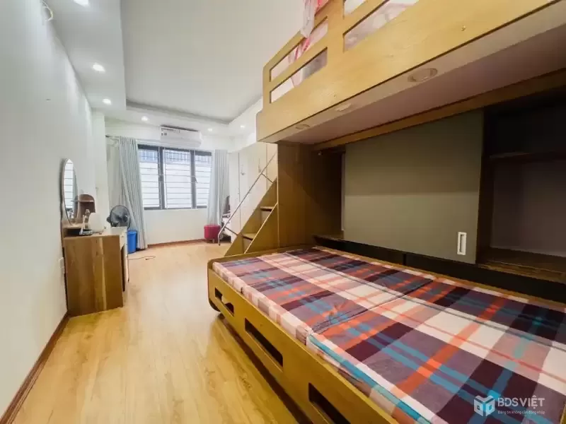 Bán nhà Phú Đô 33m², 5 tầng, gần ô tô, hơn 6 tỷ tí
