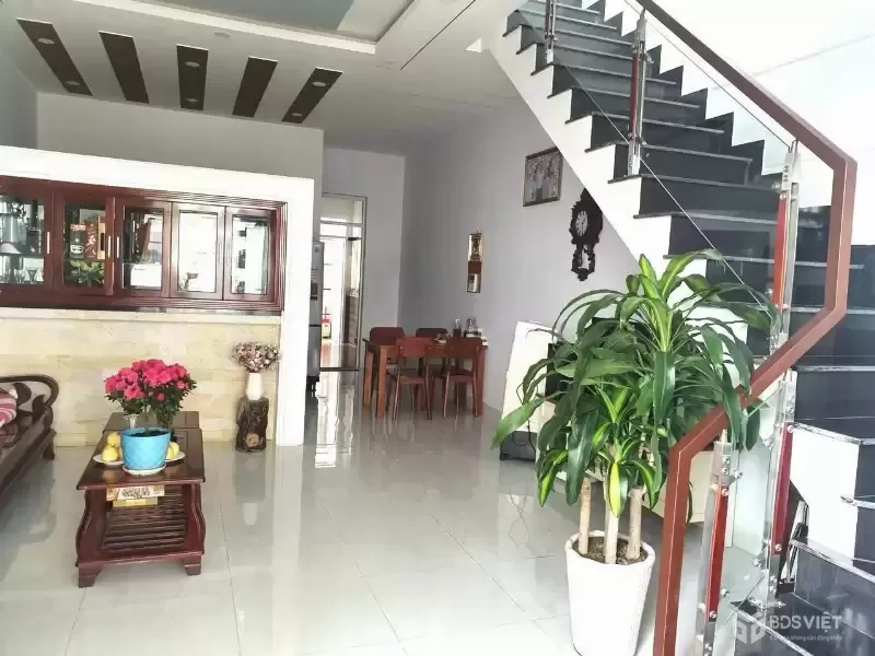 Nhà hẻm oto Cầu Dứa Phú Nông - phường Tây Nha Trang chỉ 3tỷ700tr????