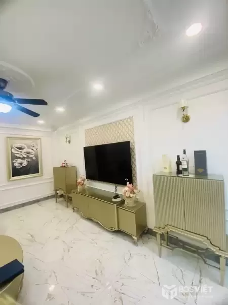 HOÀNG HOA THÁM 45M x7 TẦNG CHỈ 9,8 TỶ,CÁCH Ô TÔ 30M,NỘI THẤT TIỀN TỶ,NGÕ THÔNG